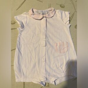 Tartine et Chocolat onesie with pink and white